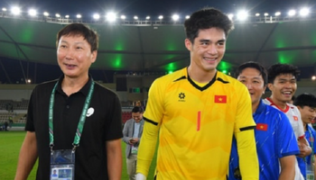 Trần Trung Kiên và cuộc cạnh tranh âm thầm trong khung gỗ tuyển Việt Nam